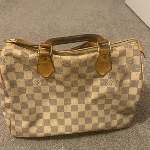 Louis Vuitton Speedy 30